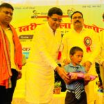 CG NEWS : राजस्व मंत्री टंकराम वर्मा बलौदाबाजार जिला स्तरीय शाला प्रवेश उत्सव में हुए शामिल, बच्चों को तिलक लगाकर अभिनन्दन कर वितरित किया गया निःशुल्क गणवेश