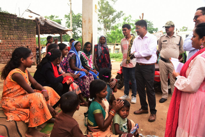 Chhattisgarh : मुख्यमंत्री विष्णुदेव साय का निर्देश, स्वास्थ्य मामलों में न हो कोई लापरवाही, कलेक्टर ने किया मलेरिया प्रभावित गांवों का दौरा