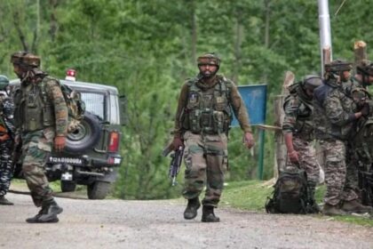Jammu Kashmir Encounter: जम्मू-कश्मीर में जवानों ने 3 आतंकियों को उतारा मौत के घाट