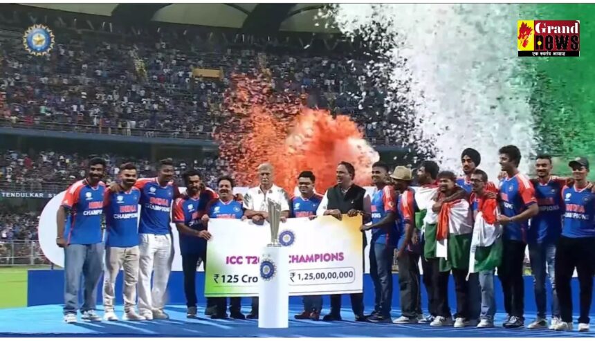 Team India Victory Parade: टीम इंडिया को BCCI ने दिए 125 करोड़ रुपए की प्राइज मनी, वानखेड़े में इमोशनल हुए विराट- पूरे जीवन इस पल को भूल नहीं पाएंगे 