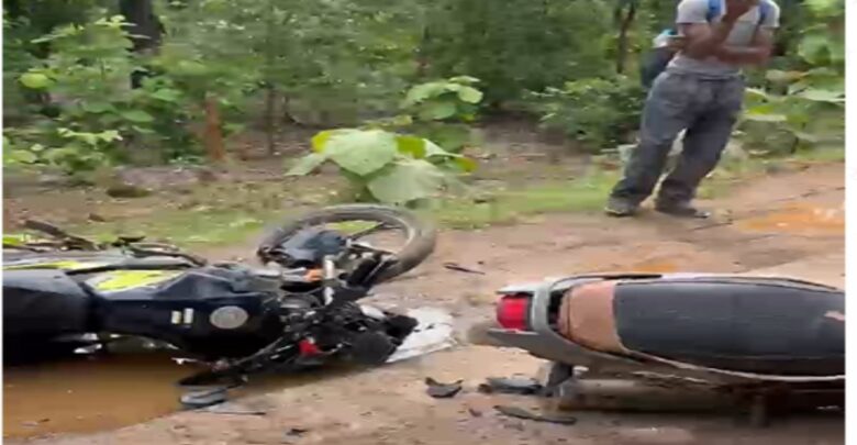 Chhattisgarh Big Accident : तेज रफ्तार दो बाइकों में जोरदार भिड़ंत, तीन युवकों की मौत, दो गंभीर 