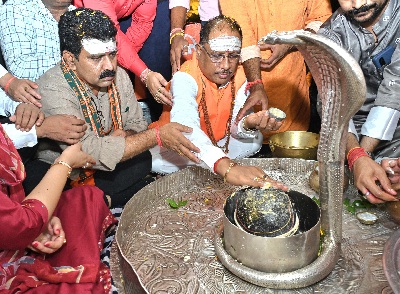 CG: मुख्यमंत्री विष्णुदेव साय ने की भोरमदेव में बाबा भगवान शिव की पूजा-अर्चना
