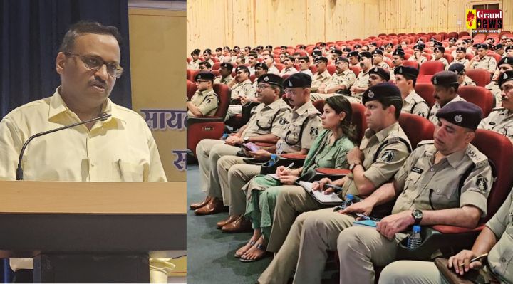CG NEWS : IG राम गोपाल गर्ग की अध्यक्षता में सायबर अपराध एवं जे.सी.सी.टी. के संबंध में रेंज स्तरीय कार्यशाला का आयोजन, 150 से अधिक पुलिस अधिकारियों ने लिया भाग