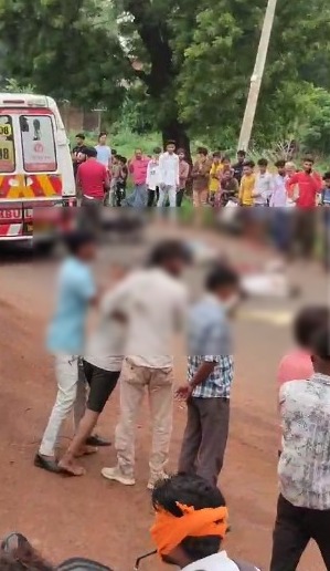 ACCIDENT NEWS : स्वास्थ्य विभाग की वैन ने बाइक सवारों को रौंदा, मौके पर दो भाईयों और भतीजे की मौत 