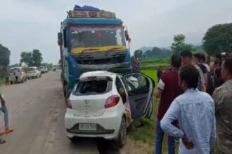 CG ACCIDENT NEWS : ट्रक ने कार को मारी जोरदार टक्कर, तीन लोगों की मौके पर मौत