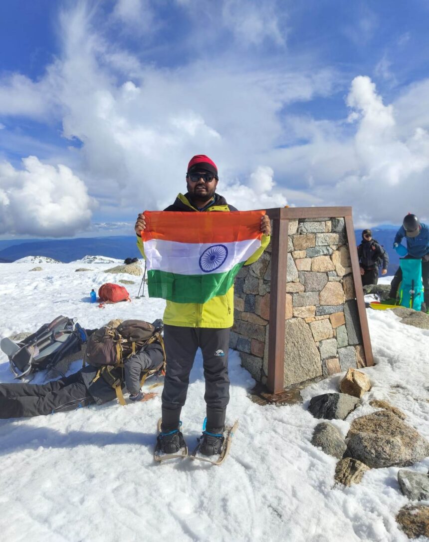 GRAND NEWS : छत्तीसगढ़ के पर्वतारोही राहुल ने ऑस्ट्रेलिया की सबसे ऊंची चोटी पर फहराया तिरंगा