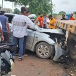 CG ACCIDENT NEWS : स्वतंत्रता दिवस पर भीषण हादसा, खड़ी ट्रेलर से टकराई तेज रफ्तार कार, तीन लोगों की मौत 