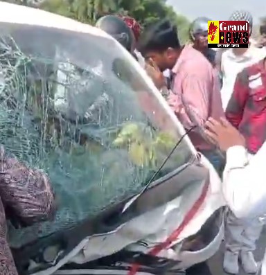 BIG ACCIDENT: भीषण सड़क हादसा, सब्जी से भरे टेंपो और कार की जोरदार भिड़ंत 4 गंभीर घायल एक की हुई मौके मौत