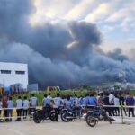 Huge fire at Tata Electronics: टाटा इलेक्ट्रॉनिक्स की फैक्ट्री में बड़ा हादसा, i Phon एक्सेसरीज बनाने वाली यूनिट में लगी आग