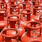 LPG Cylinder Hike : फिर पड़ी महंगाई की मार, कमर्शियल सिलेंडर के दाम में 38 रुपये की बढ़ोतरी