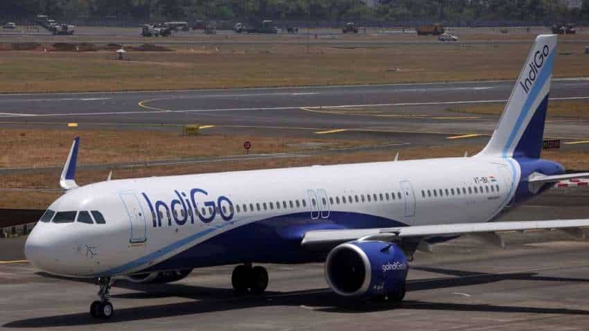 IndiGo Flight Bomb Threat : जबलपुर से हैदराबाद जा रही फ्लाइट की नागपुर में हुई इमरजेंसी लैंडिंग, बम से उड़ाने की मिली थी धमकी