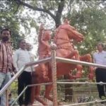 Rajnandgaon News : वीरांगना रानी अवंती बाई की प्रतिमा से तलवार चोरी, समाज ने जताया आक्रोश 