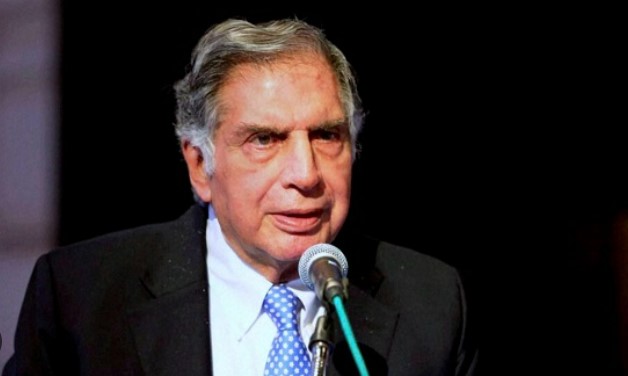 RATAN TATA LIFE FACTS : जानिए रतन टाटा के जीवन की कुछ खास बाते