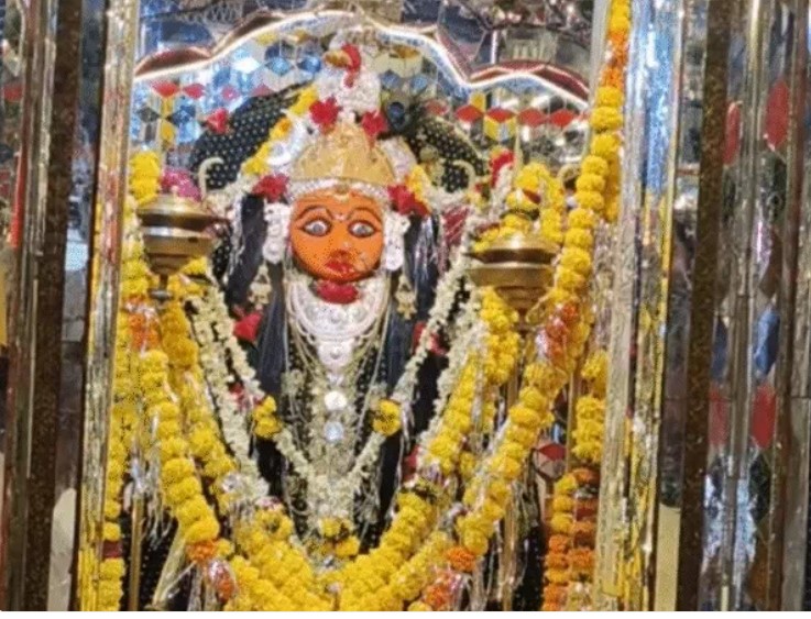 Navratri Special : मां गढ़खंखाई भक्तों को एक दिन में तीन रूपों में देती है दर्शन, देखिये यह खास रिपोर्ट