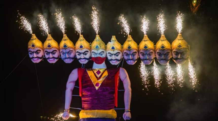 Dussehra Special : असत्य पर सत्य का दिन विजयदशमी, जानिए आज का शुभ मुहूर्त