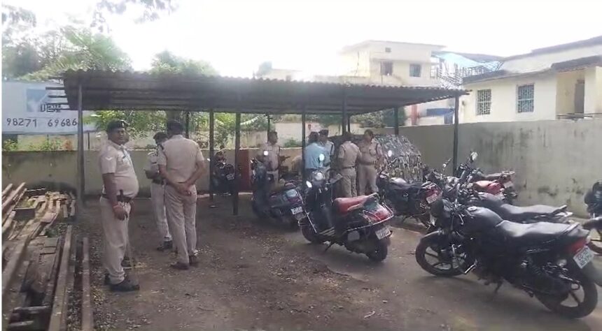 CG NEWS : रेलवे सुरक्षा बल की हिरासत में एक आरोपी ने लगाई फांसी, पुलिस जाँच में जुटी