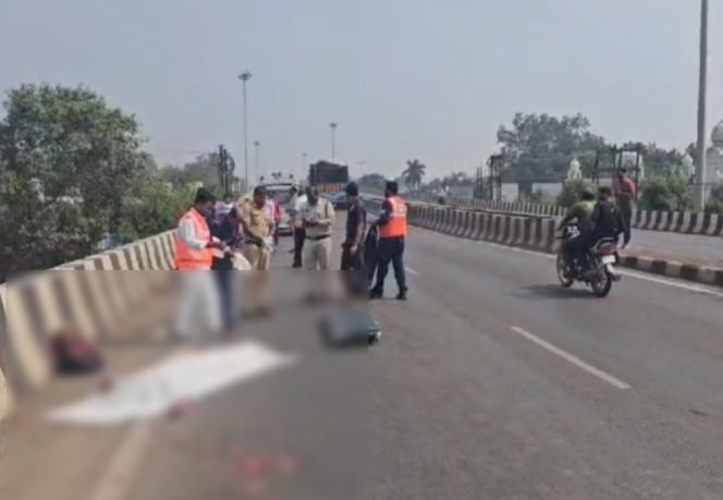 CG ACCIDENT : सहकारी समिति प्रबंधकों की हड़ताल में शामिल होने जा रहे कर्मचारी की सड़क हादसे में मौत, ट्रक ने कुचला