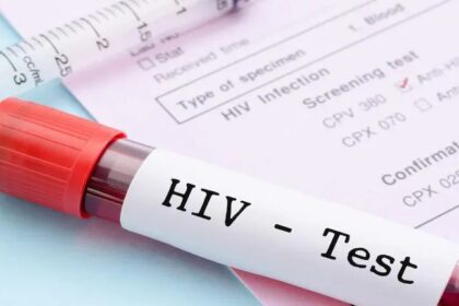 CG NEWS : जिला अस्पताल की बड़ी लापरवाही, टेस्ट के बाद HIV पॉजिटिव मरीज की रिपोर्ट आई नेगेटिव, 5 साल ले रहा था दवाइयां