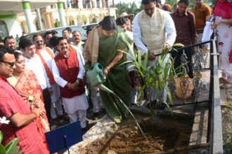 CG NEWS : केंद्रीय राज्य मंत्री ने केन्द्र एवं राज्य शासन की विभागीय योजनाओं की समीक्षा की