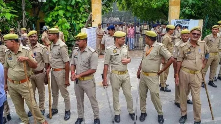 UP Police Result : यूपी पुलिस भर्ती परीक्षा का रिजल्ट जारी, 60 हजार पदों पर भर्ती के लिए 50 लाख अभयर्थियों ने दी थी परीक्षा