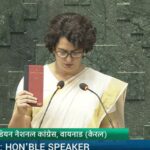 MP Priyanka Gandhi took oath: प्रियंका गांधी ने ली सांसद पद की शपथ