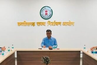 CG NEWS : राज्य निर्वाचन आयुक्त ने ली समीक्षा बैठक, नगरपालिकाओं और त्रिस्तरीय पंचायतों के चुनाव के संबंध में दिए ये निर्देश