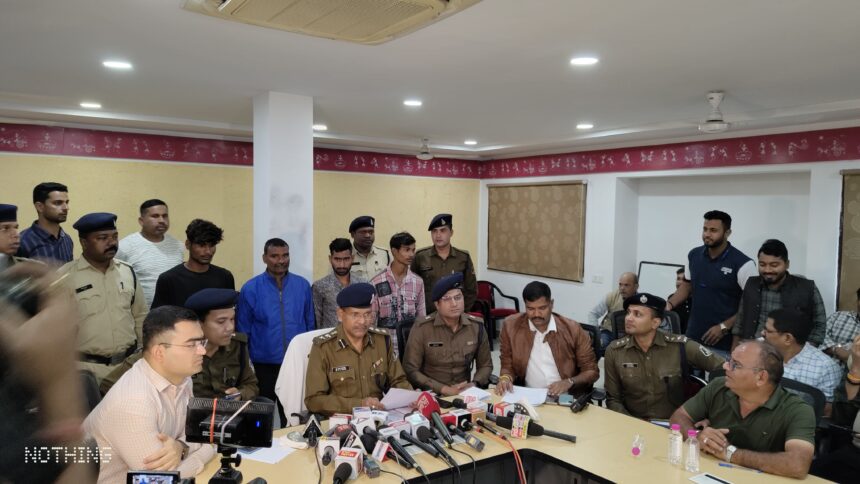 RAIPUR CRIME : राजधानी में डबल मर्डर का खुलासा: 6 आरोपी गिरफ्तार, युवकों को पत्थर से मारकर सुलाई थी मौत की नींद