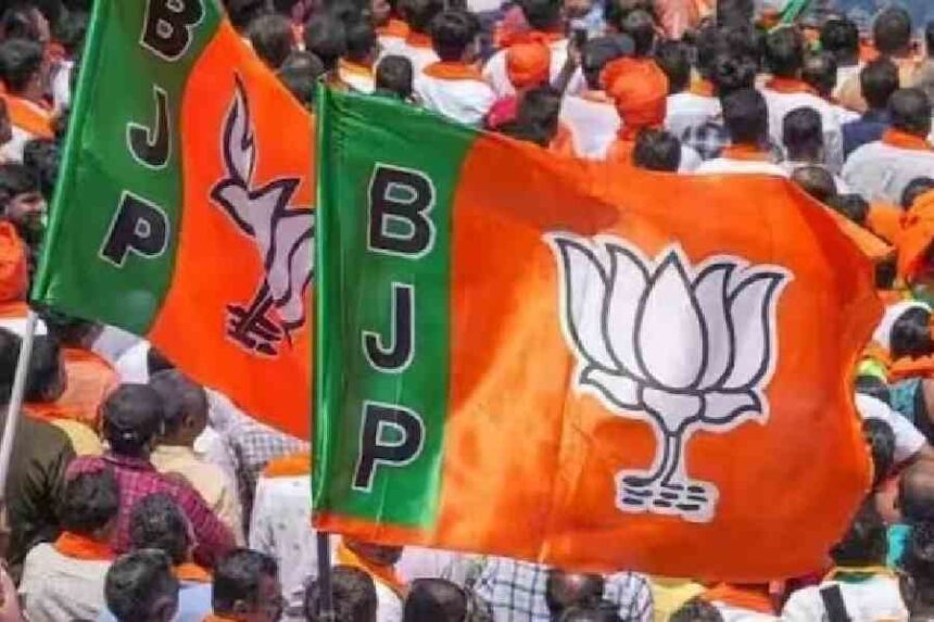 UP Assembly By-Election 2025 : BJP ने मिल्कीपुर से चंद्रभान पासवान को बनाया प्रत्याशी 