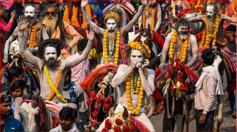 Maha Kumbh 2025 : महाकुंभ के शुभारंभ पर 12,000 नए सन्यासी बनेगे नागा साधु, प्रमुख अखाड़ों ने तैयारी की शुरू