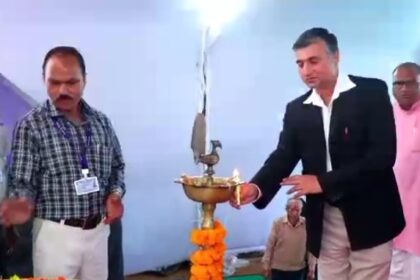 CG: राज्य स्तरीय खादी प्रदर्शनी का हुआ शुभारंभ, विजिटर्स को 12 जनवरी तक देखने और खरीदने का मिलेगा मौका