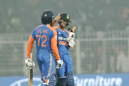 IND vs ENG 1st T20 : भारत ने 12.5 ओवर में जीता मुकाबला, इंग्लैंड 7 विकेट से हराया, अभिषेक ने लगाया फिफ्टी 