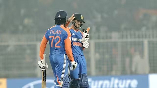 IND vs ENG 1st T20 : भारत ने 12.5 ओवर में जीता मुकाबला, इंग्लैंड 7 विकेट से हराया, अभिषेक ने लगाया फिफ्टी 