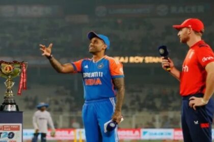 IND vs ENG 5th T20 Live: इंग्लैंड ने जीता टॉस, पहले बैटिंग करेगी टीम इंडिया, प्लेइंग इलेवन में हुई शमी की वापसी