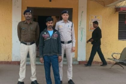 CG CRIME : शराब पीने को लेकर विवाद के बाद युवक की गला घोंटकर हत्या, आरोपी को अकलतरा पुलिस ने किया गिरफ्तार 