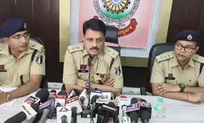 CG Crime : पांच वर्षीया मासूम की हत्या की गुत्थी सुलझी: पोर्न वीडियो देखकर बच्ची से दुष्कर्म की कोशिश, नाकाम होने पर नाबालिग ने कर दी हत्या 