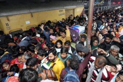 Railway Station Stampede : नई दिल्ली रेलवे स्टेशन पर भगदड़, 18 लोगों की मौत, सरकार ने किया मुआवजे का ऐलान