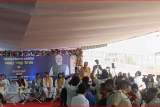 CG NEWS : अभनपुर रेलवे स्टेशन पर जनसैलाब, अतिथियों का हुआ भव्य स्वागत