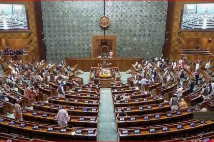 Parliament Budget Session 2025 : लोकसभा में हंगामे के कारण कार्रवाई स्थगित, विपक्ष ने उठाए कई मुद्दे