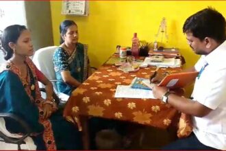 CG NEWS : राष्ट्रव्यापी साक्षरता परीक्षा में उमड़ा उल्लास, सरिया में नवसाक्षरों ने उत्साह से दिया परीक्षा