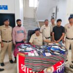 CG: पुलिस की बड़ी कार्रवाई, 3177 चोरी के मोबाइल और पार्ट्स के साथ दो आरोपी गिरफ्तार