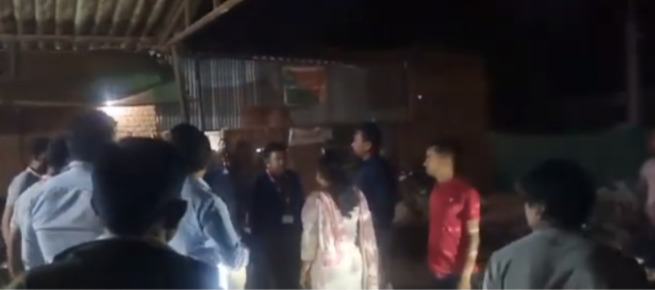 CG VIDEO : शराब दुकान में वायरल वीडियो के बाद बड़ा खुलासा: सेल्समैन ने जानकारी देने से किया इनकार, आबकारी विभाग की कार्यशैली पर उठे सवाल