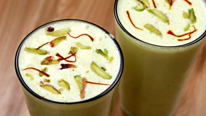 Kesar Pista Lassi Recipe : गर्मियों में ठंडक देने वाली केसर पिस्ता लस्सी, सेहत और स्वाद का अनोखा संगम