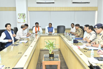 CG NEWS : सीएम विष्णु देव साय ने गृह विभाग की ली समीक्षा बैठक, नए आपराधिक कानूनों के प्रभावी क्रियान्वयन और अपराध अनुसंधान की गुणवत्ता पर दिए निर्देश