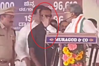 VIRAL VIDEO : CM सिद्धारमैया का गुस्सा, ASP पर उठाया हाथ, देखें वायरल वीडियो 