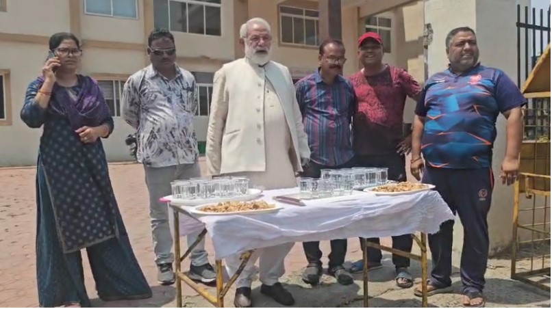 CG NEWS :अंबिकापुर में नेशनल हेराल्ड मामले को लेकर भाजपा का जोरदार प्रदर्शन, कांग्रेस ने किया 'ठंडा' स्वागत