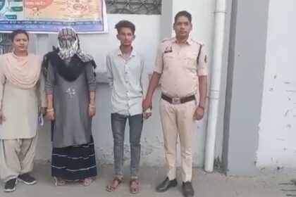 CG NEWS : जूटमिल थाना क्षेत्र में पुलिस ने दो पाकिस्तानी नागरिकों को फर्जी दस्तावेजों के साथ किया गिरफ्तार
