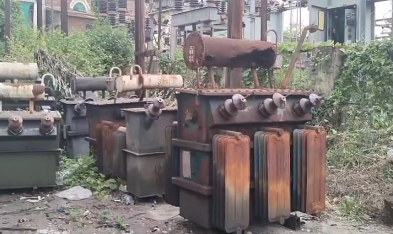 CG: गर्मी में बिजली गुल, दोपहर से रात तक बिजली गायब, कॉल सेंटर भी ‘साइलेंट’