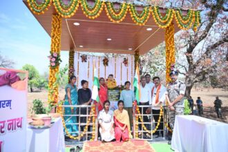 CG NEWS : उपमुख्यमंत्री विजय शर्मा ने अमर शहीद स्व. सुबरनाथ यादव की प्रतिमा का किया अनावरण