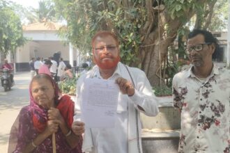 CG NEWS : अपने ही गोत्र में बेटे का ब्याह रचना पढ़ गया महंगा, पूरा परिवार झेल रहा सामाजिक बहिष्कार का मार