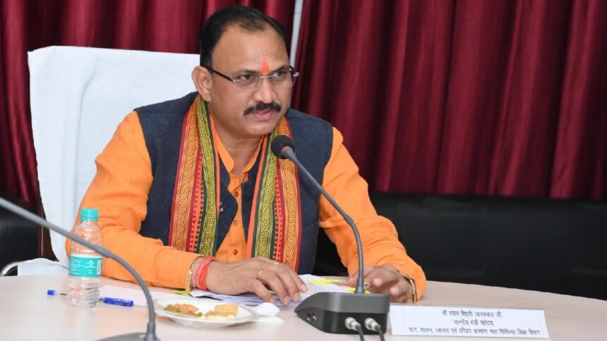 CG BREAKING : स्वास्थ्य मंत्री जायसवाल के मार्गदर्शन में स्वास्थ्य सेवाओं में डिजिटल पारदर्शिता की अभिनव पहल, अब आमजन देख सकेंगे अस्पताल की समस्त जानकारी